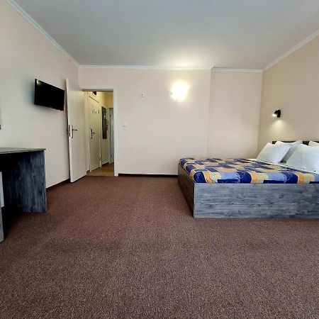 Hotel Azurro サニービーチ エクステリア 写真