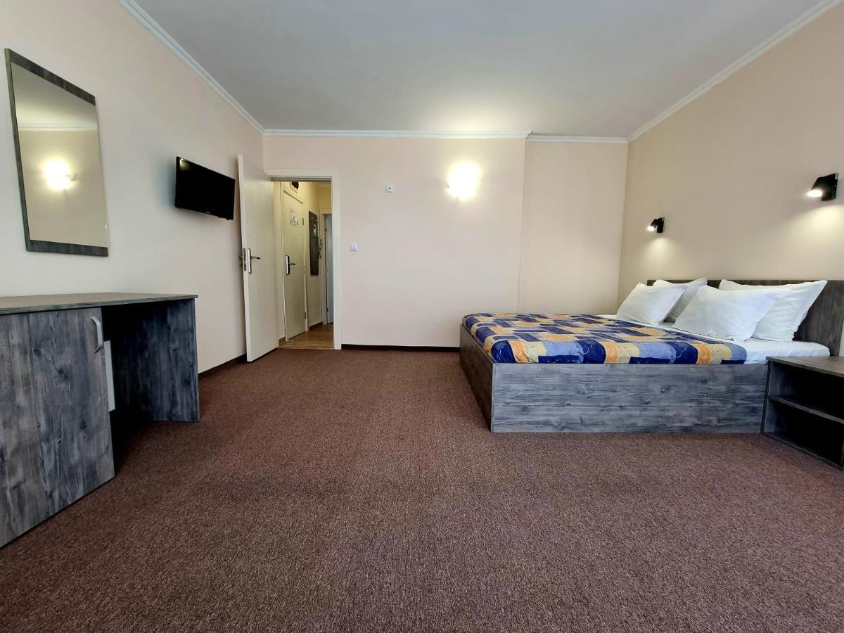Hotel Azurro サニービーチ エクステリア 写真